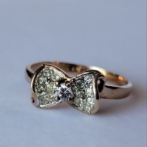 Vintage Bow Ring DAC Clear Diamond Like Stone Pave Gold Tone Size 9 ¾